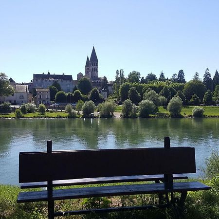 TOURNUS Belle maison vue sur Saône Extérieur photo