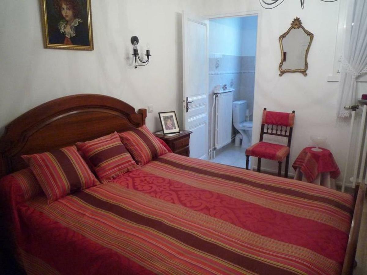 TOURNUS Belle maison vue sur Saône Extérieur photo